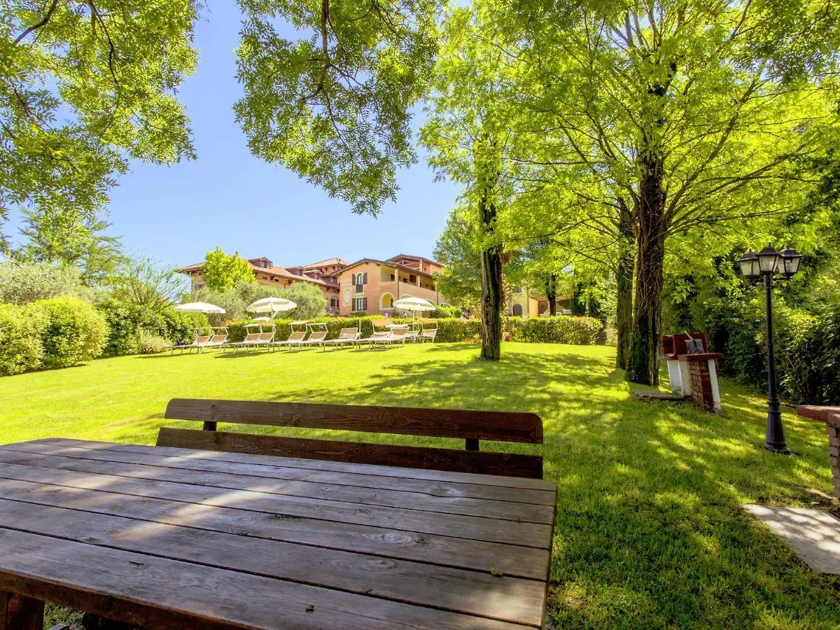Cozy Holiday Home In Manerba Del Garda With Pool 0*,  Italy